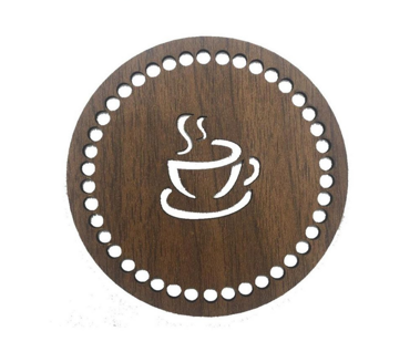 Dřevěný podstavec pro kávu - kruh 10 cm hnědá (šířka dírek 4mm)
